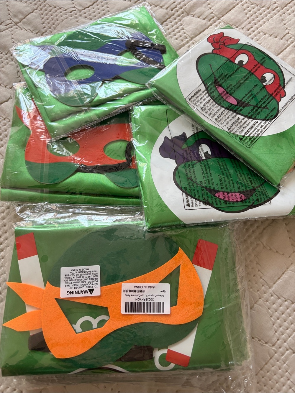 8 Teenage Mutant Ninja Turtles Costume Masks with turtle shell cape